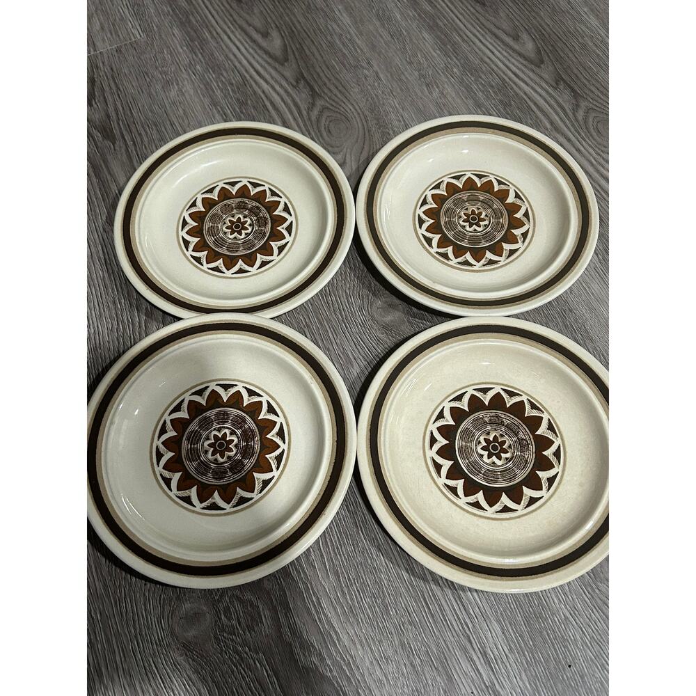 LOT OF (4) 6.5" VINTAGE 70'S ROYAL CHINA OMEGASTONE AZTEC BREAD/DESSERT PLATES